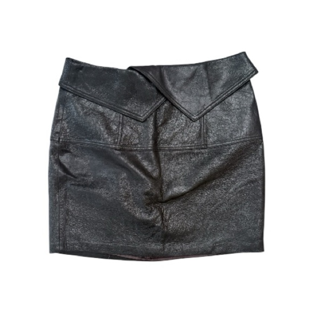 Chrissy Teigen x Revolve Elegant Black Leather Skirt size M